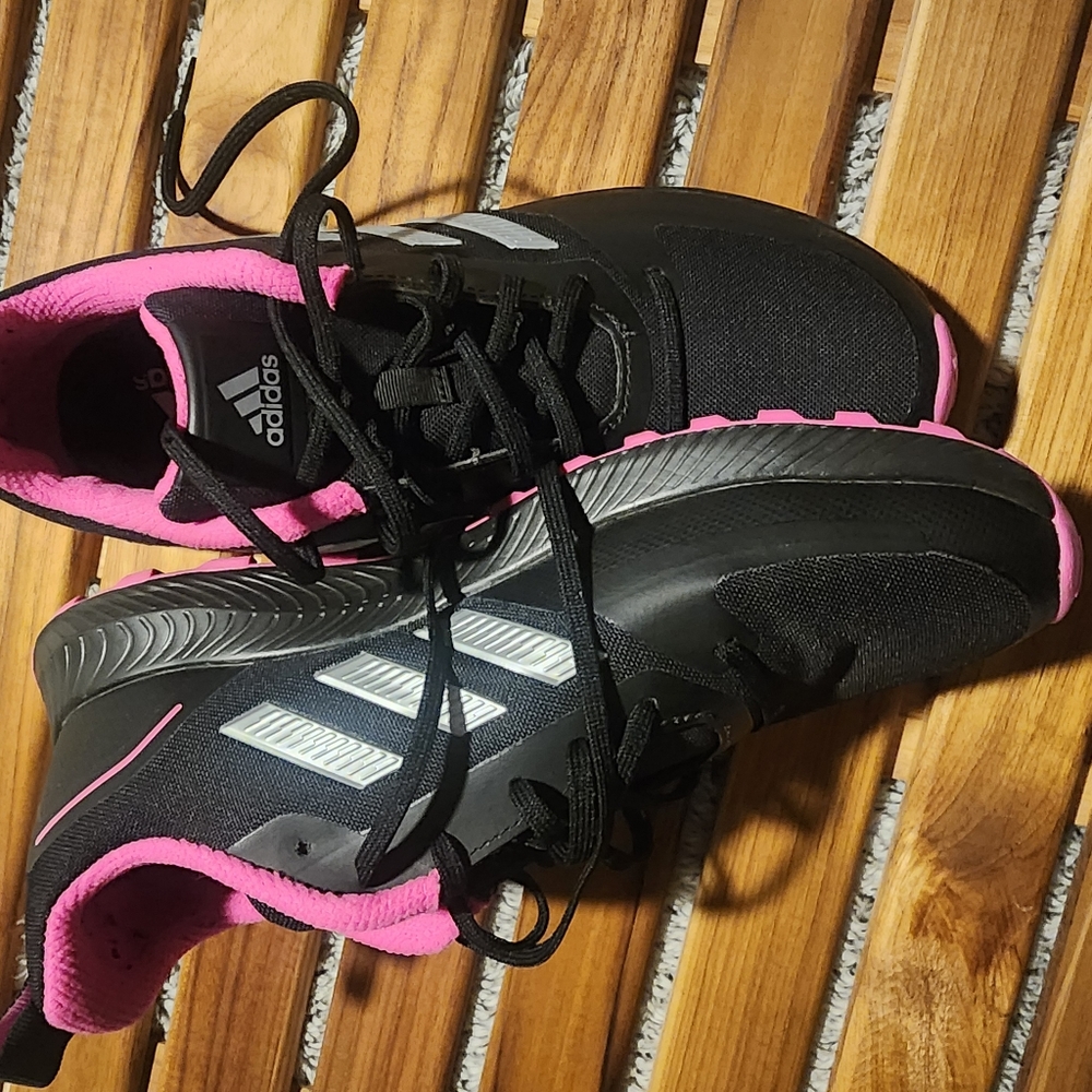 Adidas - Picture 4 of 4